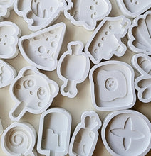 Load image into Gallery viewer, [Ready Stock] Magic Water Babies Special Moulds
