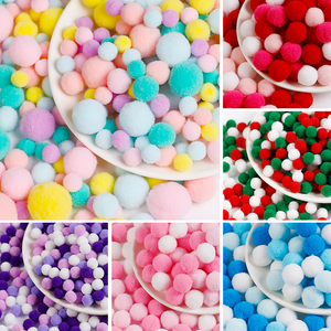 Crafty Pom Pom Balls